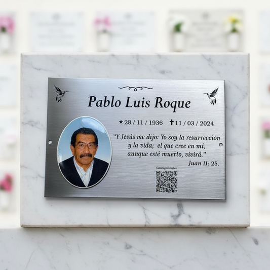 Placa recordatoria con QR Conmigo siempre